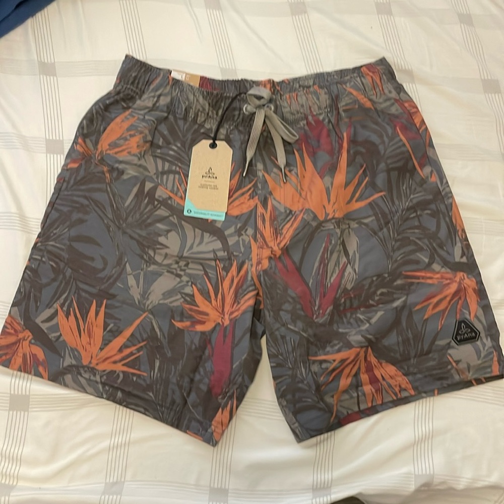 Prana Metric E-Waist Zip 8” inseam